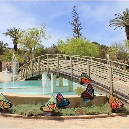 Apartment Cherry Blossom Courtyard-5min Walk To Centre