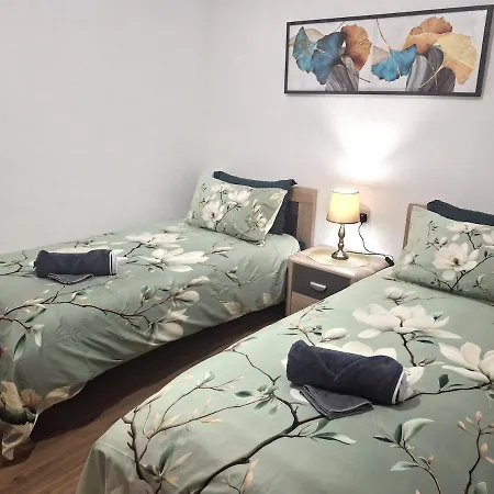 Cherry Blossom Courtyard-5min Walk To Centre * Victoria