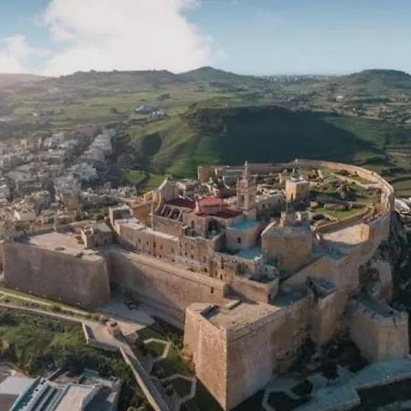Cherry Blossom Courtyard-5min Walk To Centre