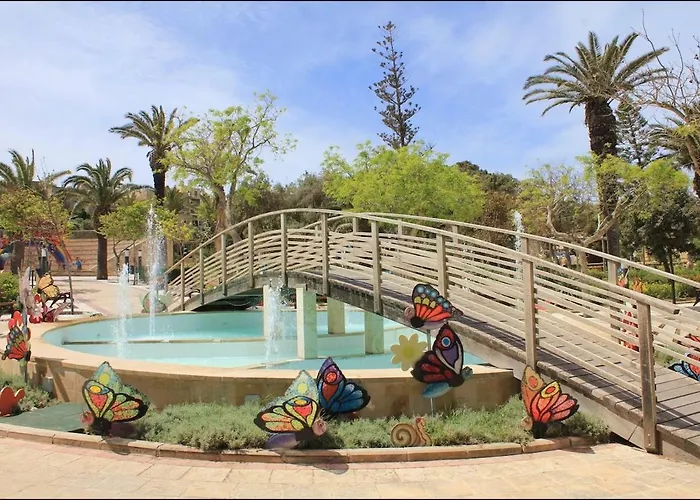 Apartamento Cherry Blossom Courtyard-5min Walk To Centre